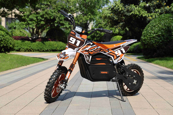 Tiempo de carga 6-8 Horas 1000W Motor Power Electric Dirt Bike para aventuras fuera de carretera