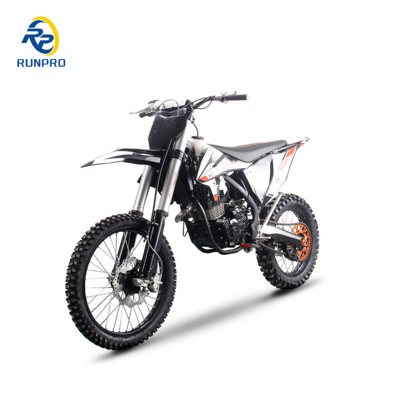 Prepárate para dominar la competencia con la Pit Bike de 300cc de Runpro Racing